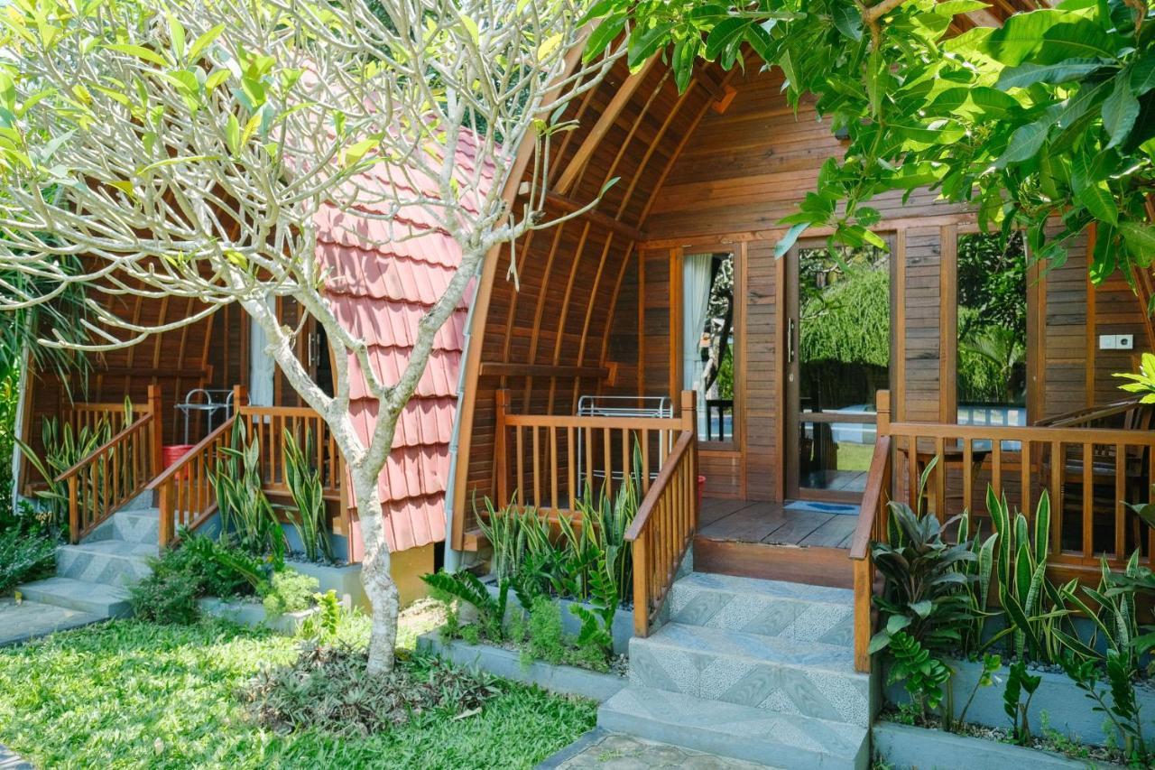 Adi Bungalow Nusa Penida Redpartner Ped Exterior foto