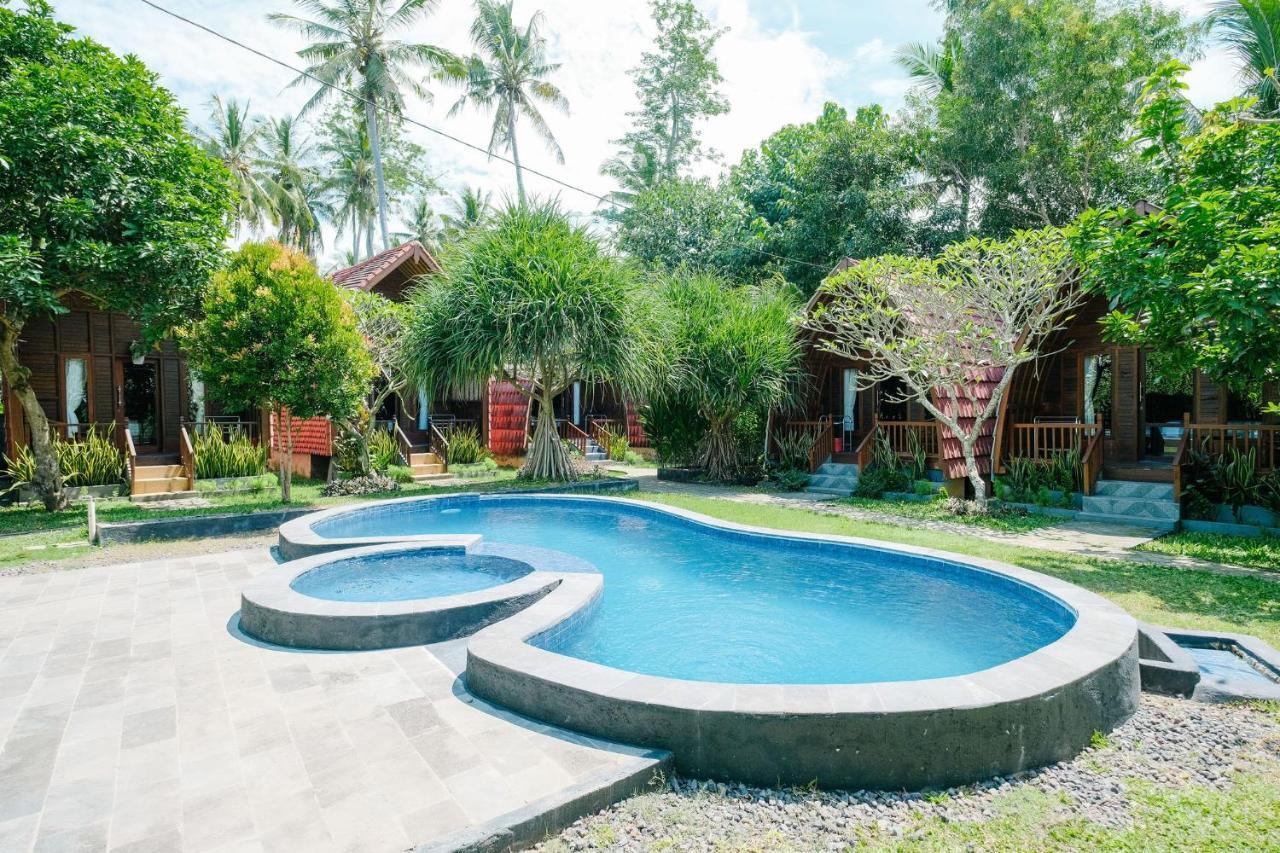 Adi Bungalow Nusa Penida Redpartner Ped Exterior foto