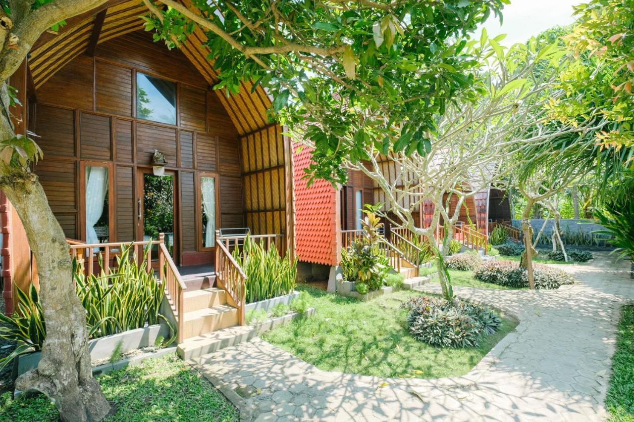 Adi Bungalow Nusa Penida Redpartner Ped Exterior foto